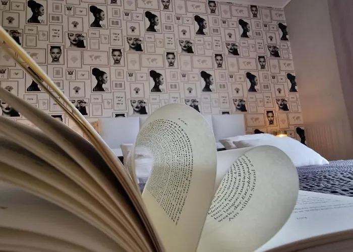 Drosselquartier - Elegant Und Edel Lejlighed